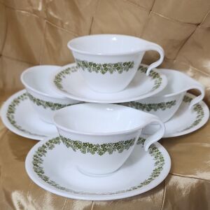 Vintage 1970's Green & White 'Crazy Daisy' Pattern Set Of 4 Corelle china